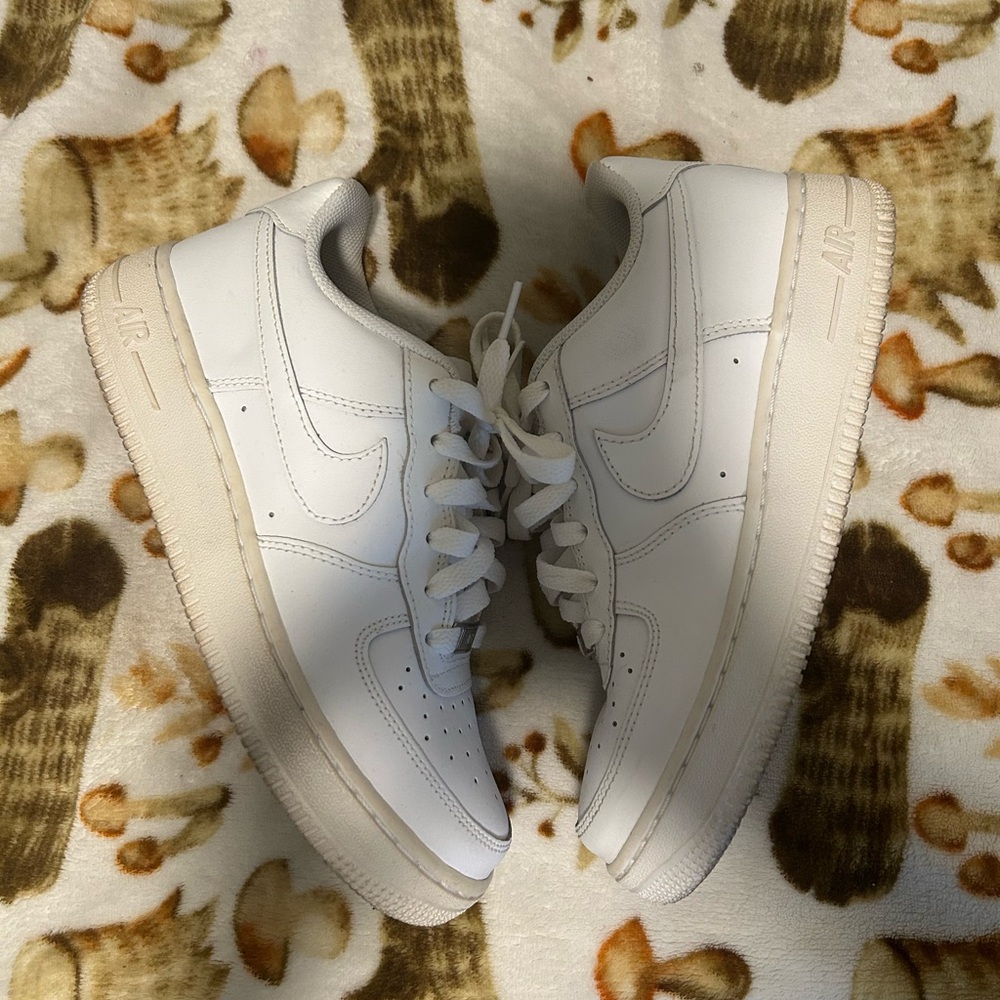 Nike White Air Force 1 Sneakers
